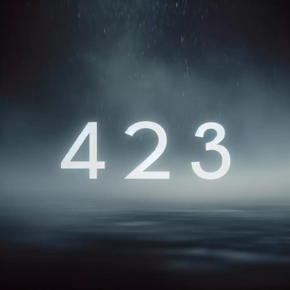 423